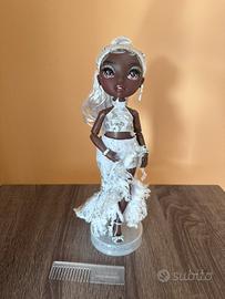 Bambola Rainbow High