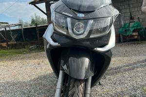 Piaggio X10