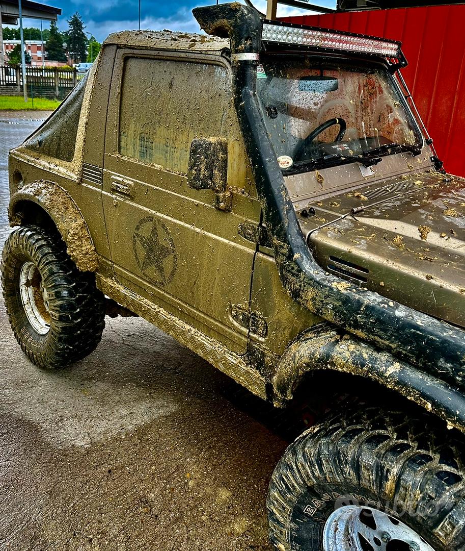 Suzuki Samurai 1.3i cat Cabriolet De Luxe: prezzo e scheda tecnica