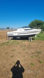 Barca semi cabinata da pesca