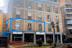 Locale uso ufficio centralissimo