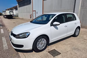 Volkswagen Golf bifuel gpl