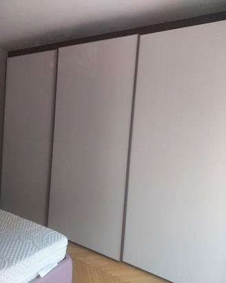 Armadio ante scorrevoli