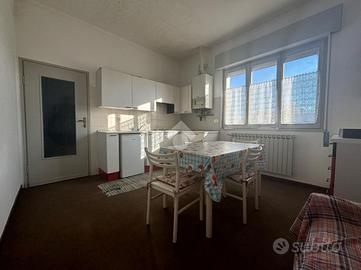 2 LOCALI A RIVOLTA D'ADDA