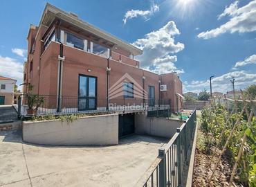 Indipendente con corte esclusiva