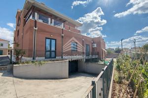 Indipendente con corte esclusiva