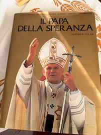 Libro Papa Giovanni Paolo II-1981-