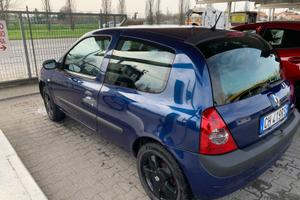 Clio 1200 16 V 75 CV