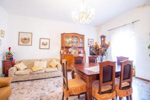 CASA SEMINDIPENDENTE A BORGO VELINO