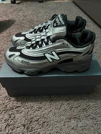 New Balance 1000
