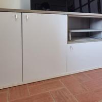 Madia porta TV Colombini color bianco e beige.