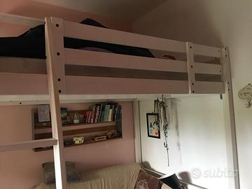 letto a soppalco in legno Ikea modello Stora