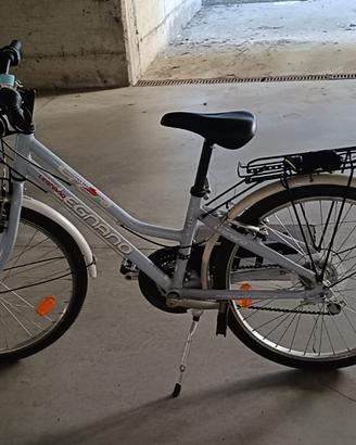 Bici Legnano colore rosa/lilla