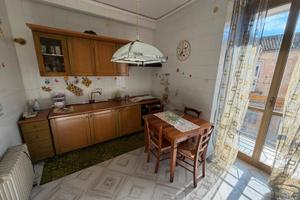 S/indipendente 3 vani zona anfiteatro - smcv