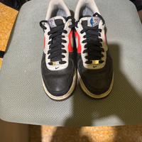 Nike Air Force 1 ‘07 LV8 NBA Nero/Grigio/Rosso