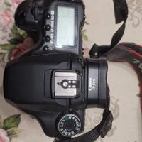 Corpo macchina canon D40 con suppoto batterie