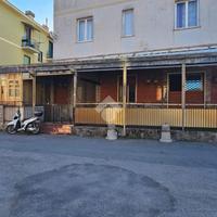 NEGOZIO A RAPALLO
