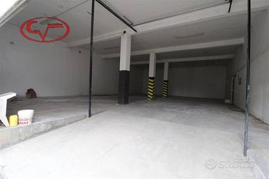 Immobile di 250 m² a Loro Ciuffenna