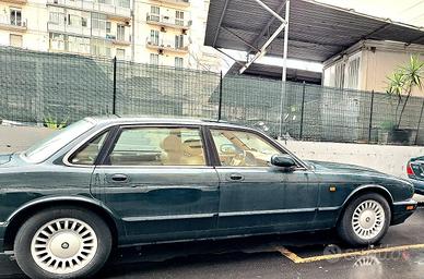 Jaguar xj6 4.0 X300