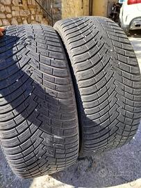 Gomme 235/45/19