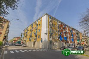 CESANO BOSCONE 02-28099565