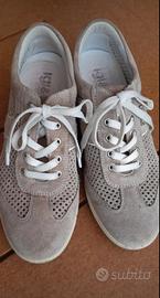 Scarpe scamosciate con rialzo interno 36-Igi