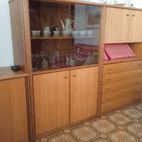 Salotto in legno di noce