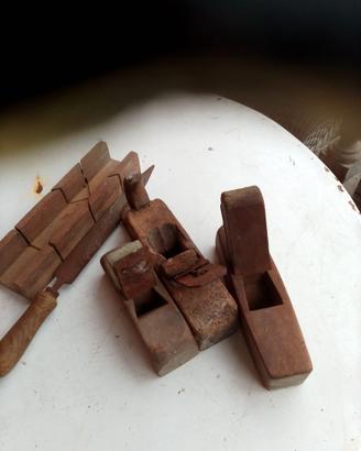 Pialle e strumenti falegname