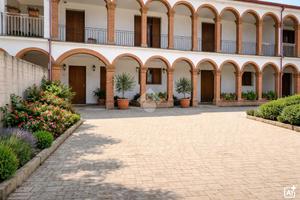 CASA DI CORTE A CASALUCE