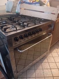 Cucina libera installazione Lofra MG96 MF/C