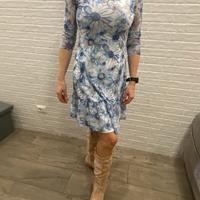 Abito primaverile floreale maniche lunghe donna