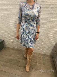 Abito primaverile floreale maniche lunghe donna