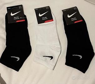 Calzini hot sale nike neri