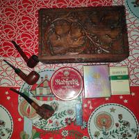Lotto vintage pipe in radica + scatola intagliata
