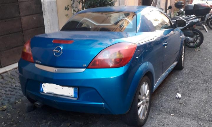 OPEL Tigra TwinTop - 2005