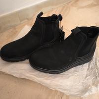 Scapa uomo elegante marca Enrico Coveri