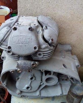 Pezzi di ricambio ducati 125