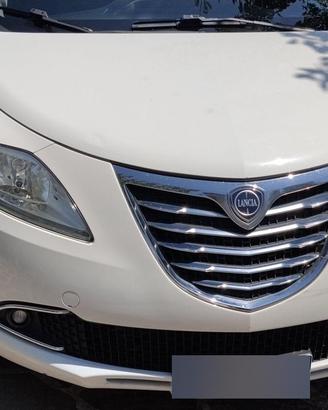 Lancia Ypsilon  0.9 TwinAir  Ecochic