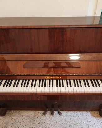 Pianoforte verticale CIAIKOVSKY made in URSS