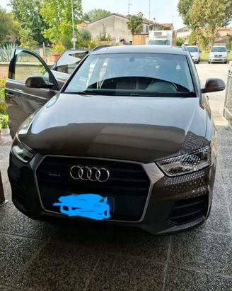Audi Q3 Business