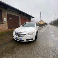 Opel Insignia Station Wagon 2.0 2011