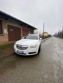 Opel Insignia Station Wagon 2.0 2011