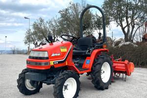 Trattorino KUBOTA modello ASTE 14 con fresa