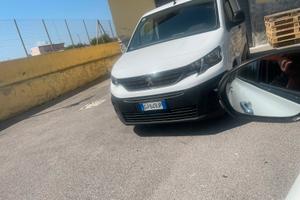 Doblo pegeout Partner brillante 95000km