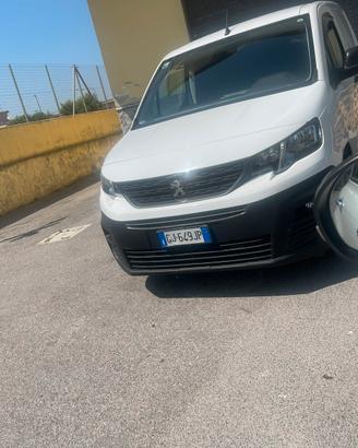 Doblo pegeout Partner brillante 95000km