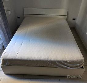 Letto contenitore con materasso e cuscino inclusi