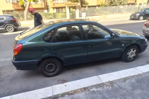 Toyota Corolla 2000