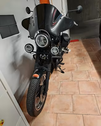 Moto Guzzi Nevada 750