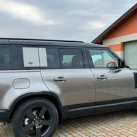 Defender 110 3.0D I6 200 hp