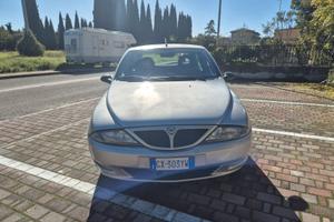 Lancia y - 2001